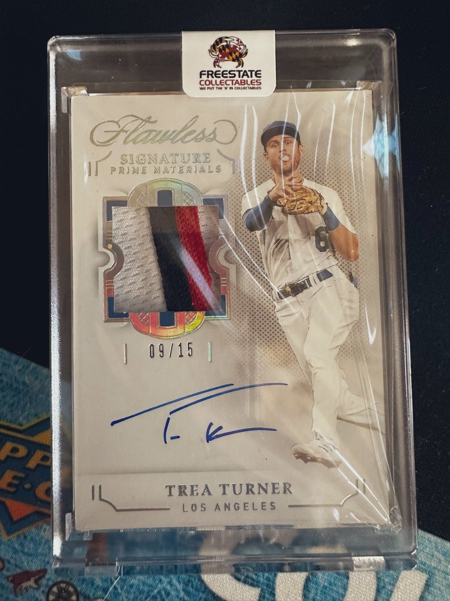 FREESTATECOLECT's tweet photo. @RareVaultCards https://t.co/iwtd3RyEsJ
