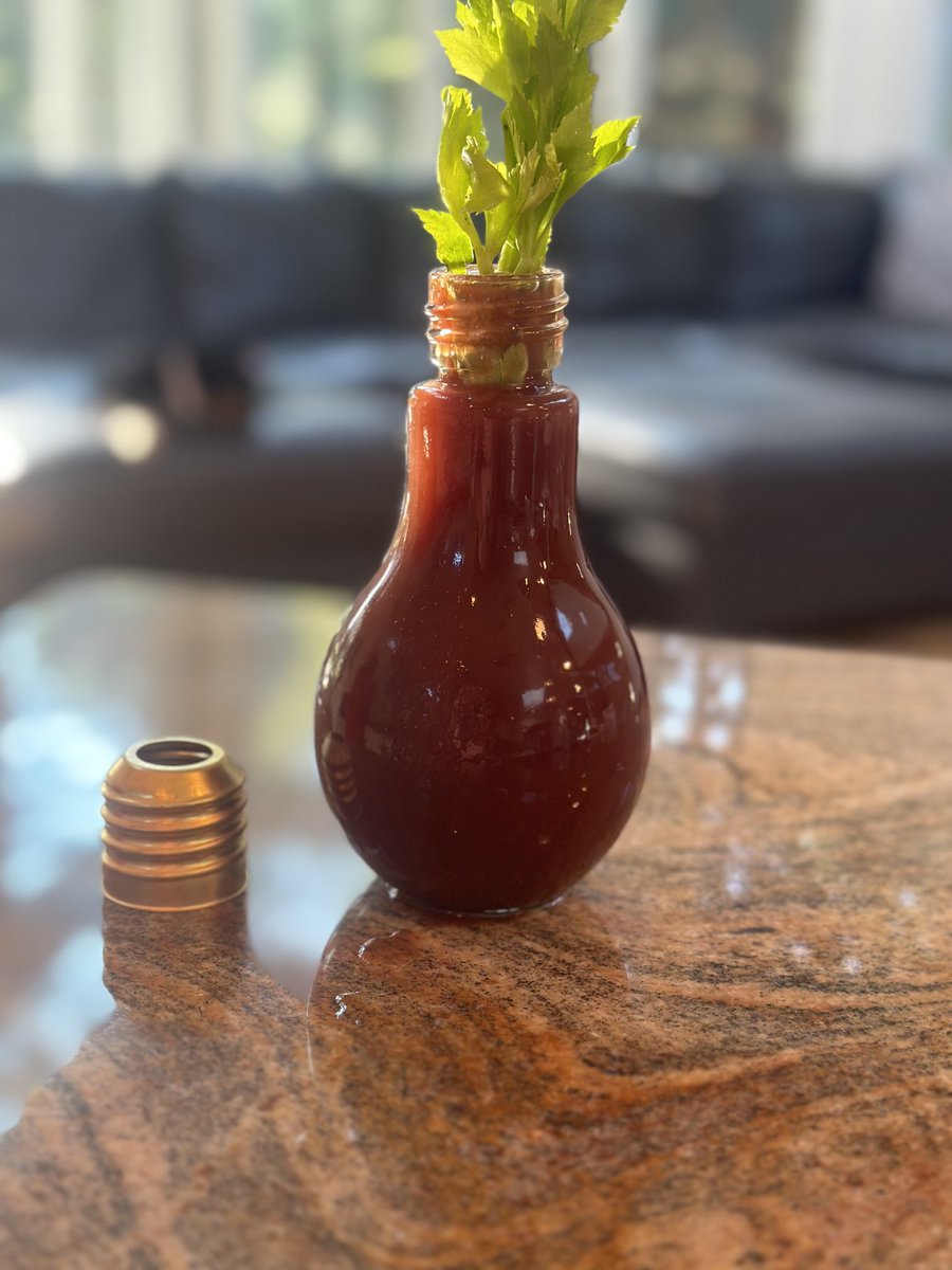 Arab_Dutchgirl's tweet photo. ~~~~A Wonderful sight is a #Virgin Bloody Mary~~~~ #drinks #health #tomatoes #celery #drinks #porn #drinkporn #mentalhealth #vitamins #A #health #carbs #sugar #blood #WRBC #twitter #photos #foodie #pictures ✨🐛❤️ https://t.co/zNUgakR4dF