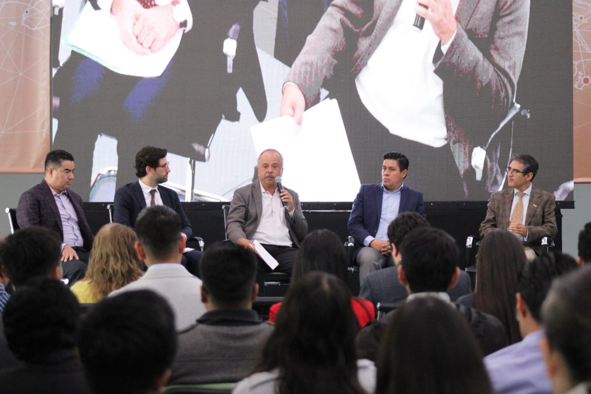 _DESCTI's tweet image. 🌎✅🙋🏻🙋🏽‍♂️ 
#EcosistemaDESCTI 
Esta mañana, se realizó la ceremonia de apertura del ❞𝐋𝐚𝐧𝐳𝐚𝐦𝐢𝐞𝐧𝐭𝐨 𝐝𝐞𝐥 𝐏𝐚𝐪𝐮𝐞𝐭𝐞 𝐈𝐧𝐟𝐨𝐫𝐦𝐚𝐭𝐢𝐯𝐨 𝐞𝐧 𝐌𝐞́𝐱𝐢𝐜𝐨, 𝐑𝐆𝐌𝐗-𝐔𝐊❞, una colaboración entre la @redglobalmxUK  @NodoHidalgo y el #DESCTI.