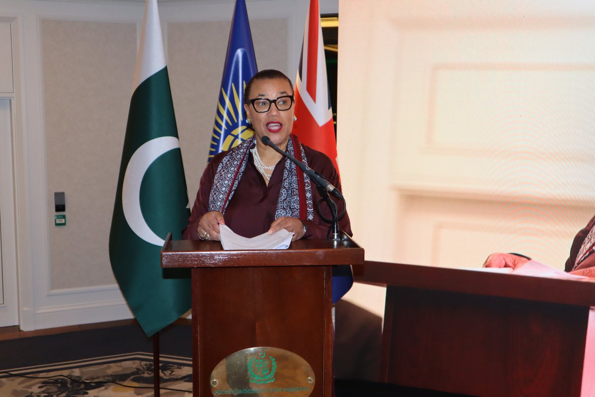 Govt of Pakistan & British Council co-hosted a Reception in #London for #10CYMM delegates. As Chair, Foreign Minister @JalilJilani expressed optimism that this transformative gathering would have a lasting impact on youth empowerment & int'l collaboration for a brighter future.