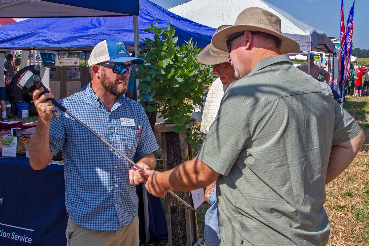 NRCS_VA's tweet image. @NRCS_VA is announcing Oct. 13, 2023, as the batching date for applications submitted for FY24 funding through either the CSP, EQIP or RCPP. For more information about applying for these programs, please visit nrcs.usda.gov/conservation-b…. #CSP #EQIP #RCPP #VirginiaNRCS