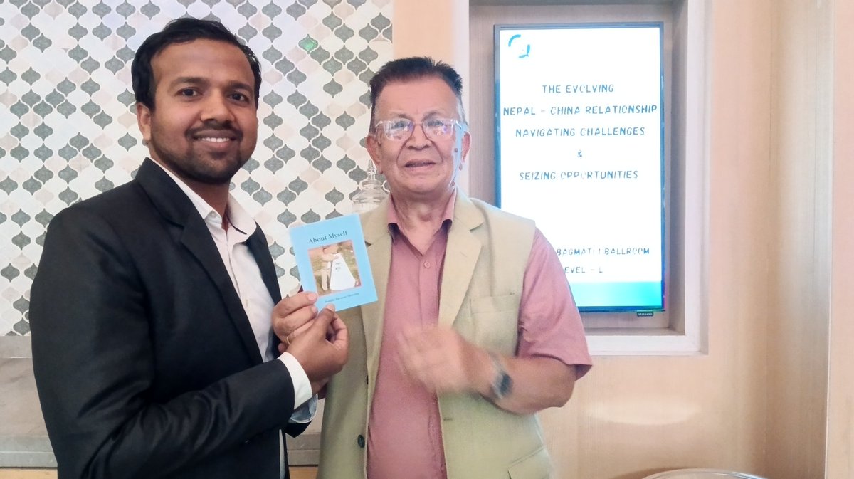 sarojdeo's tweet photo. It's been insightful day on seminar "Emerging Patterns of #nepal  –#china Relations: Challenges and Opportunities" organized by CESIF. 
Thank you Border Nepal Buddhi sir for your wonderful gift. Your contribution towards Nepal's border studies is exceptional. Finally thanks CESIF https://t.co/JQWtgLsBQQ