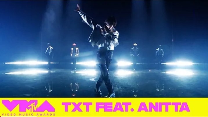 TXTChartData's tweet photo. .@TXT_members &amp; @Anitta's "Back For More" live at 2023 VMAs has now surpassed 1 MILLION views on YouTube.
🔗 https://t.co/ONf3d9HcgY https://t.co/MgMWAbKbaE