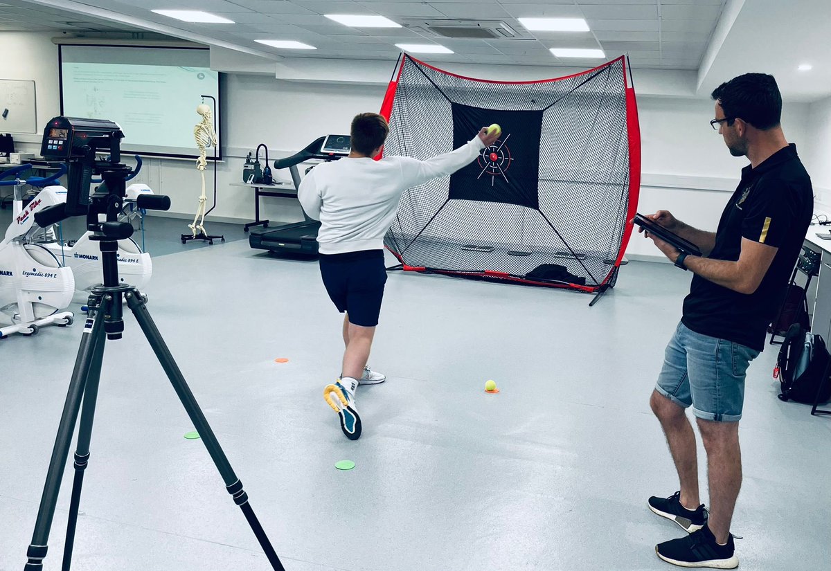 Sport & Exercise Science @ University of Surrey (@surreysportsci) on Twitter photo Great to introduce pupils from <a href="/stbedesredhill/">St Bede's School</a> to our fantastic laboratories and showcase activities in #SportPhysiology #Biomechanics and #SportPsychology <a href="/UniSurreyBioSci/">Surrey Biosciences</a> <a href="/UniOfSurrey/">University of Surrey</a> Great to introduce pupils from <a href="/stbedesredhill/">St Bede's School</a> to our fantastic laboratories and showcase activities in #SportPhysiology #Biomechanics and #SportPsychology <a href="/UniSurreyBioSci/">Surrey Biosciences</a> <a href="/UniOfSurrey/">University of Surrey</a>