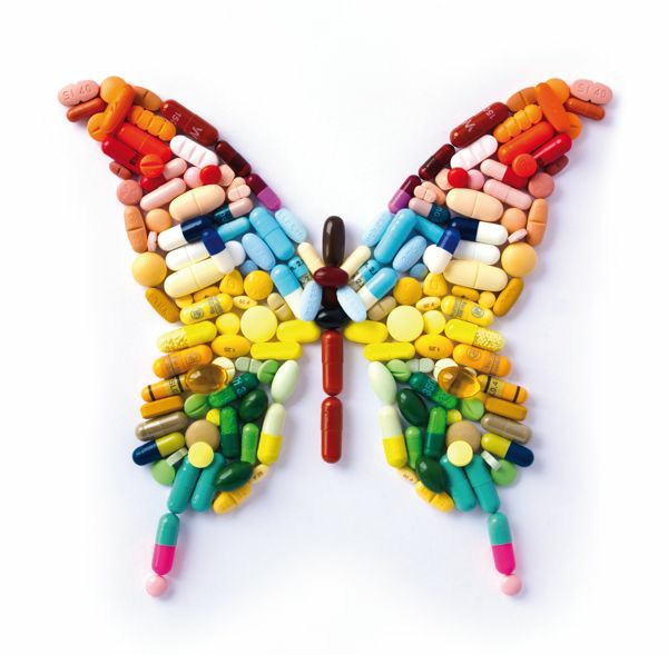 Hastane eczanesinde eczane teknikeri dışında herkes çalıştırılıyor.Bizler diplomamizin olduğu, kpss +80 almamiza rağmen hastane eczanesinde çalışamıyoruz atanamıyoruz.

<a href="/drfahrettinkoca/">Dr. Fahrettin Koca</a> 
<a href="/_cevdetyilmaz/">Cevdet Yılmaz</a> 
<a href="/suayipbirinci/">Doç. Dr. Şuayıp Birinci</a> 
<a href="/drtolgatolunay/">Tolga TOLUNAY</a>
<a href="/Huzeyfe_Ylmz/">Huzeyfe Yılmaz</a>

#EczHizmetleri2000