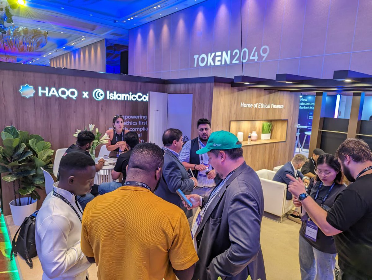 Today was an amazing first day at #Token2049 and we were honoured to present a keynote exploring the power of Haqq Network and the Shariah oracle to the masses. 🫡 Our booth was busy with eager partners and community members coming to share their support and ideas to develop