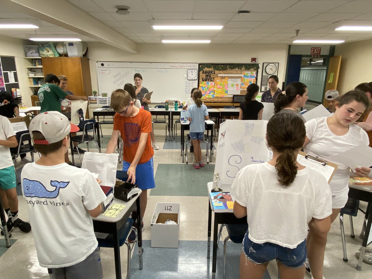 coolidgemiddle's tweet photo. More “buying and selling” of summer reading books! https://t.co/edX15HZYxR