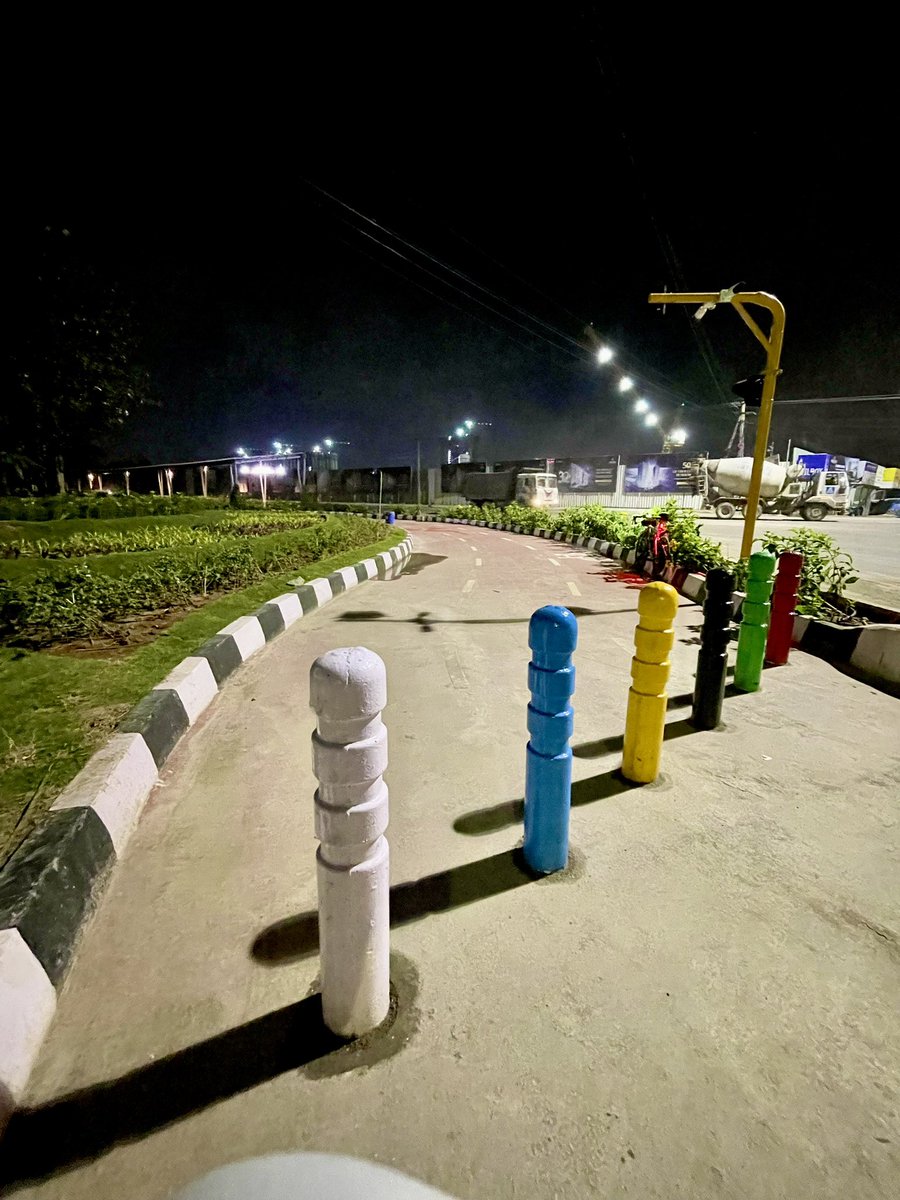 Akhil Rao (@akhil_rao_arc) on Twitter photo <a href="/sfwom1/">Maureen “Don't Wait - Agitate!"</a> <a href="/sselvan/">Bicycle Mayor of Hyderabad</a> <a href="/KTRBRS/">KTR</a> <a href="/arvindkumar_ias/">Arvind Kumar</a> <a href="/Ravi_1836/">🇮🇳 Ravi #GreaterHyderabadActiveMobility</a> <a href="/BYCS_org/">BYCS</a> <a href="/BYCS_Kolkata/">'Bicycle Mayor' of Kolkata, India - Satanjib Gupta</a> <a href="/BYCSIndia/">BYCS India Foundation</a> <a href="/bicyclemayorblr/">Bicycle Mayor Bengaluru - ಬೆಂಗಳೂರಿನ ಸೈಕಲ್ ಮಹಾಪೌರ</a> <a href="/BicycleMayorTO/">Bicycle Mayor of Toronto</a> <a href="/LeVelo_Victoria/">Bicycle Mayor of Victoria 1st in 🇨🇦</a> <a href="/Cycling_Embassy/">Dutch Cycling Embassy</a> <a href="/BikeMayorLA/">Bicycle Mayor of Los Angeles</a> <a href="/BBCWorld/">BBC News (World)</a> Bollards are In Place to Keep Motor Vehicles away..
And Yes this Track can also be Used for Work Commuting as well. <a href="/sfwom1/">Maureen “Don't Wait - Agitate!"</a> <a href="/sselvan/">Bicycle Mayor of Hyderabad</a> <a href="/KTRBRS/">KTR</a> <a href="/arvindkumar_ias/">Arvind Kumar</a> <a href="/Ravi_1836/">🇮🇳 Ravi #GreaterHyderabadActiveMobility</a> <a href="/BYCS_org/">BYCS</a> <a href="/BYCS_Kolkata/">'Bicycle Mayor' of Kolkata, India - Satanjib Gupta</a> <a href="/BYCSIndia/">BYCS India Foundation</a> <a href="/bicyclemayorblr/">Bicycle Mayor Bengaluru - ಬೆಂಗಳೂರಿನ ಸೈಕಲ್ ಮಹಾಪೌರ</a> <a href="/BicycleMayorTO/">Bicycle Mayor of Toronto</a> <a href="/LeVelo_Victoria/">Bicycle Mayor of Victoria 1st in 🇨🇦</a> <a href="/Cycling_Embassy/">Dutch Cycling Embassy</a> <a href="/BikeMayorLA/">Bicycle Mayor of Los Angeles</a> <a href="/BBCWorld/">BBC News (World)</a> Bollards are In Place to Keep Motor Vehicles away..
And Yes this Track can also be Used for Work Commuting as well.