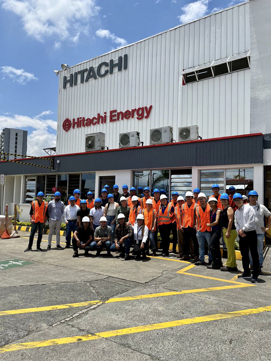 WEC_COLOMBIA's tweet image. ¡Gracias a @hitachienergy  por abrirnos las puertas en la visita técnica su fábrica de transformadores!💡💚¡Seguimos impulsando juntos el futuro energético!