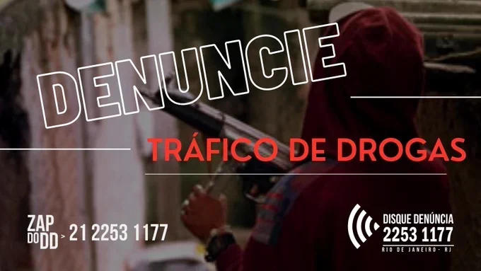 DDalertaRio's tweet photo. Traficantes armados são vistos vendendo drogas, frequentemente, na Rua Arnóbio de Almeida, no bairro Marambaia, em São Gonçalo. 

#Doea https://t.co/MKPBofGV9O