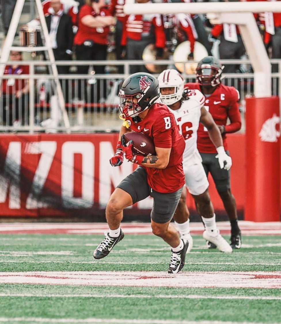 Players to watch against Northern Colorado🧵: WR Carlos Hernandez- If you watched his senior year film, or followed @jameyvinnick9 write-ups, you would've known CH8 would be a star. Already at 7 catches for 72 yards, & a key block on a DE on a third down, he's poised for a TD 1/3