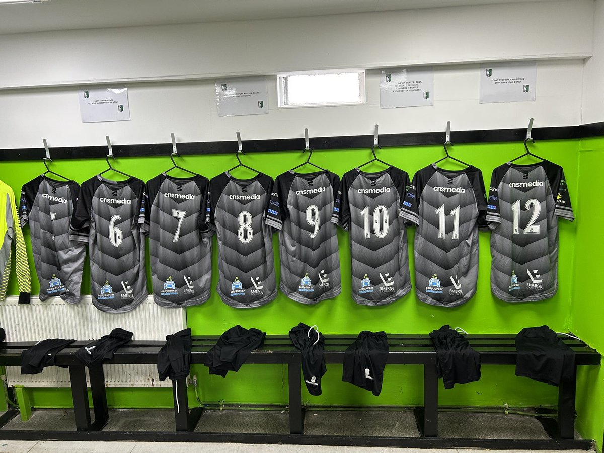 Youth team ready @DudleySportsFC 
Sports Ay We 🖤💚