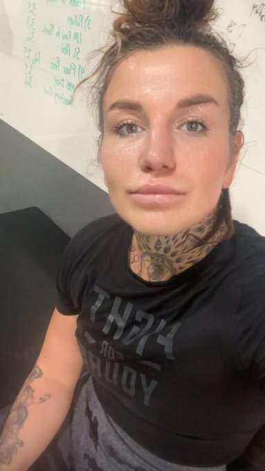 I always feel like I got my shit together when I get a session in before 8pm👌😂 https://t.co/F0n9oX03<a href="/tag/retweet"class="tags"><span>#retweet</span></a>