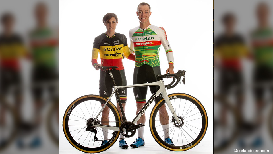 Crelan-Corendon is de nieuwe ploegnaam op de borst van Cant en Sweeck

sporza.be/nl/artikels/cr…