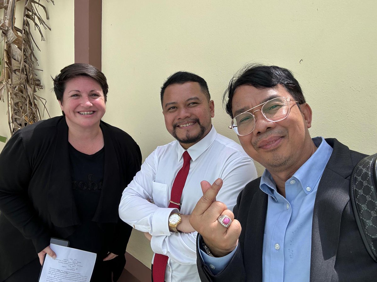GlobalAlmsInc's tweet photo. Thank you to the Embassy of Malaysia, BKK for acknowledging the #GAICounterTraffickingUnit efforts to assist Malaysians trafficked into forced criminality. We provided 41 days of shelter, guardianship, medical care, psychotherapy, advocacy, &amp; emotional support. #YesSheMatters https://t.co/lakVJIIn5G