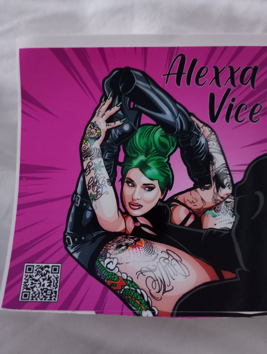 Was great to meet XXXtreme porn legend @AlexxaVice at #XBIZEuropas this week X stickers by @AeonBomb . Looking forward to meeting up soon x