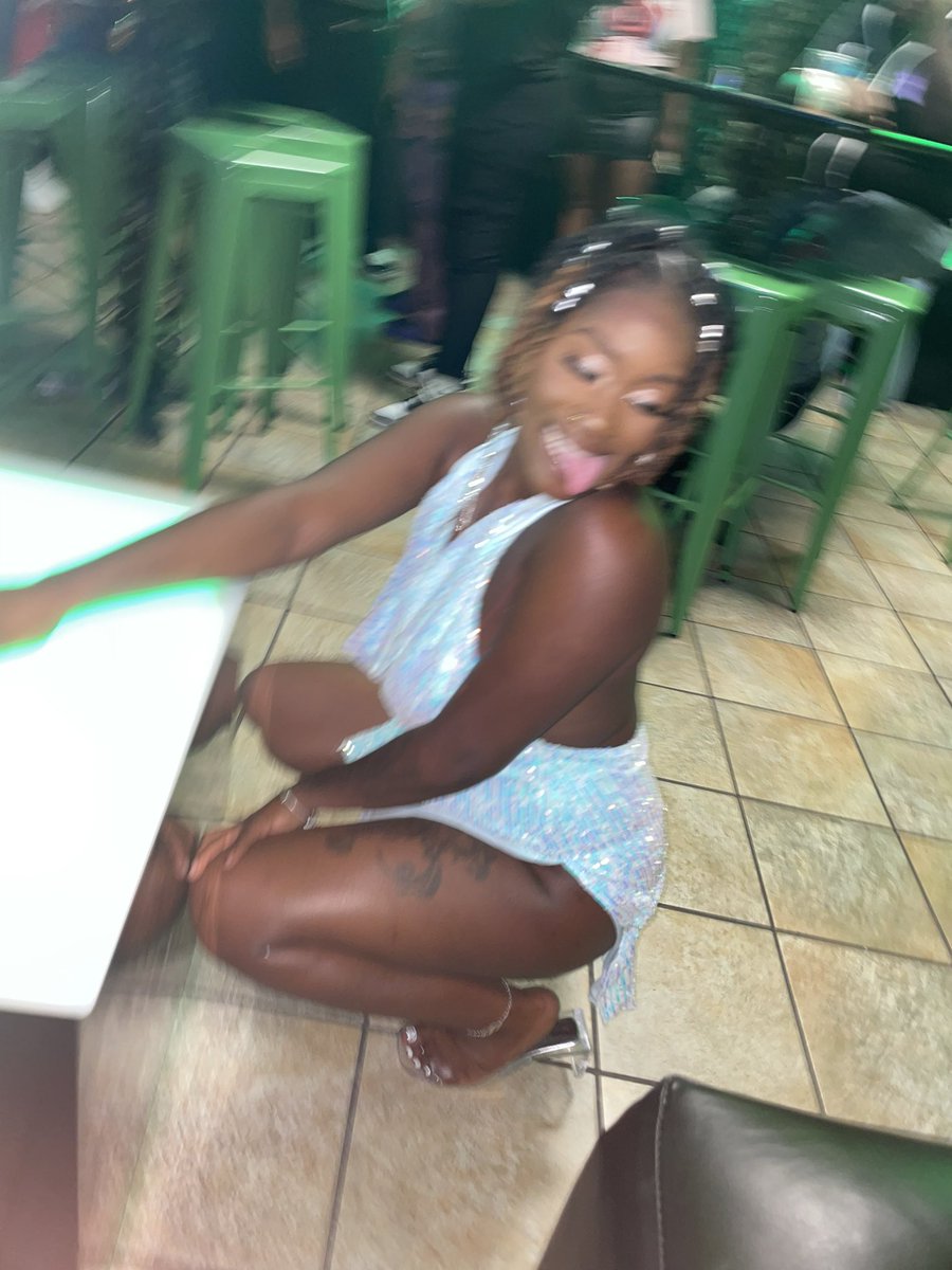 __tinytee's tweet image. sept 13th: the anniversary of something starting or being founded

••thanks for allowing me to have ANOTHER birthday &amp;amp; blessing me with it. 
without you, I wouldn’t be able to celebrate the day, you make me special, especially today🫶🏾 
happy tia day 2 me ♍️🥂