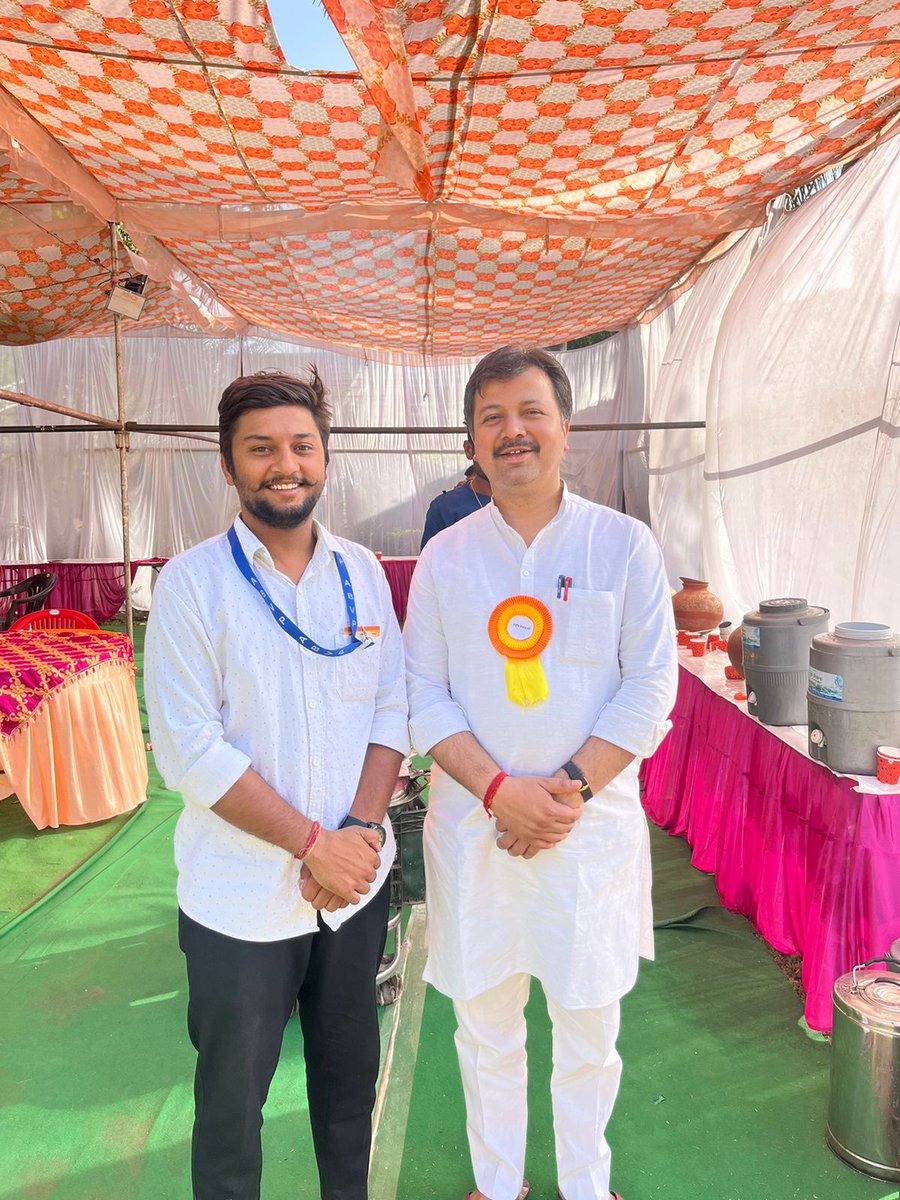 dev_Singh_abvp1's tweet photo. विश्व के सबसे बड़े छात्र संगठन 'Akhil Bharatiya Vidyarthi Parishad (ABVP) के राष्ट्रीय संगठन मंत्री, हम सब के प्रेरणास्रोत श्री आशीष चौहान जी को जन्मदिन की हार्दिक शुभकामनाएं। 
आप सदैव स्वस्थ एवं दीर्घायु रहें, ऐसी मेरी मंगलकामना है���।
@AshishSainram https://t.co/1mXhP6HMle