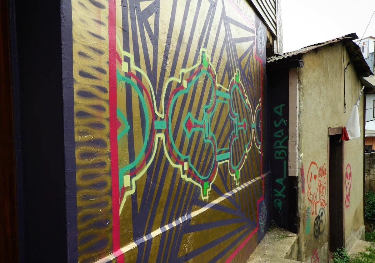 Valpolanco3's tweet photo. Inefable por la gran @ka_brasa 📐
Simplemente nuestra gran @ka_brasa con @icha.visual y @marcelacv2 en el muro donde se dan la mano el Polanco y el Molino
Una histórica pieza de arte quedará para esa alianza 📐
#mural #muralismo #graffiti #arteurbano https://t.co/FHEcxTLQGX