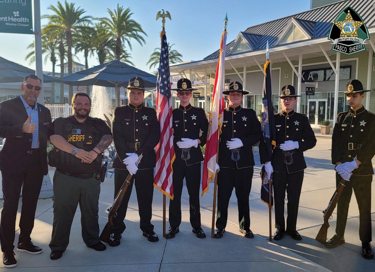 PascoSheriff's tweet photo. We Fight As One Wednesday: Explorer Post 916 Honor Guard presented the colors at the Rotary Club of Wesley Chapel’s 5th Annual Sept. 11 Memorial Mile event at Tampa Premium Outlets. The Explorers represented PSO with integrity as they helped pay tribute to the heroes of Sept. 11. https://t.co/cofP55CgTv