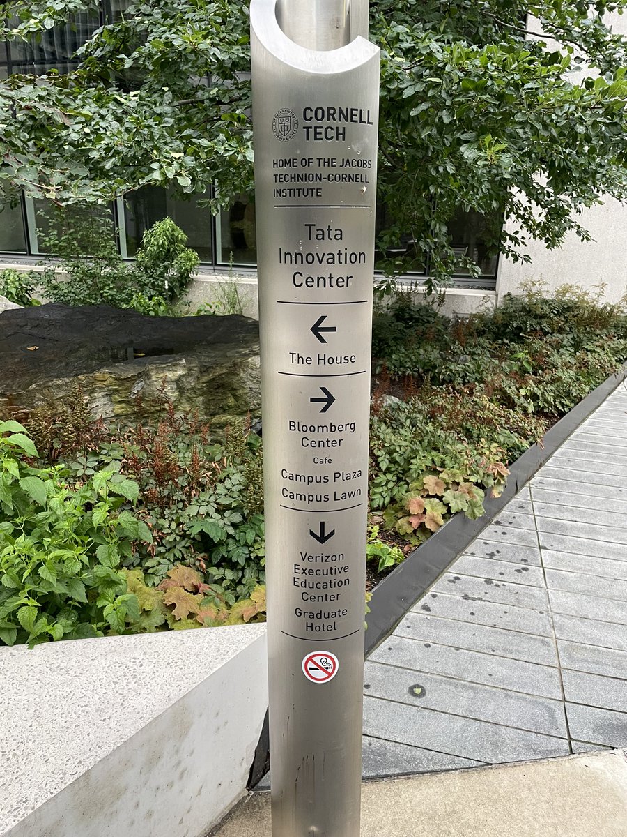 HeartBobH's tweet photo. First visit to @cornell_tech  on @RIOCny Incredible views of East River and #NYC skylines. More importantly, many opportunities for research collaborations between @WeillCornell and @Cornell @WCMResearch https://t.co/316WkxgbkB