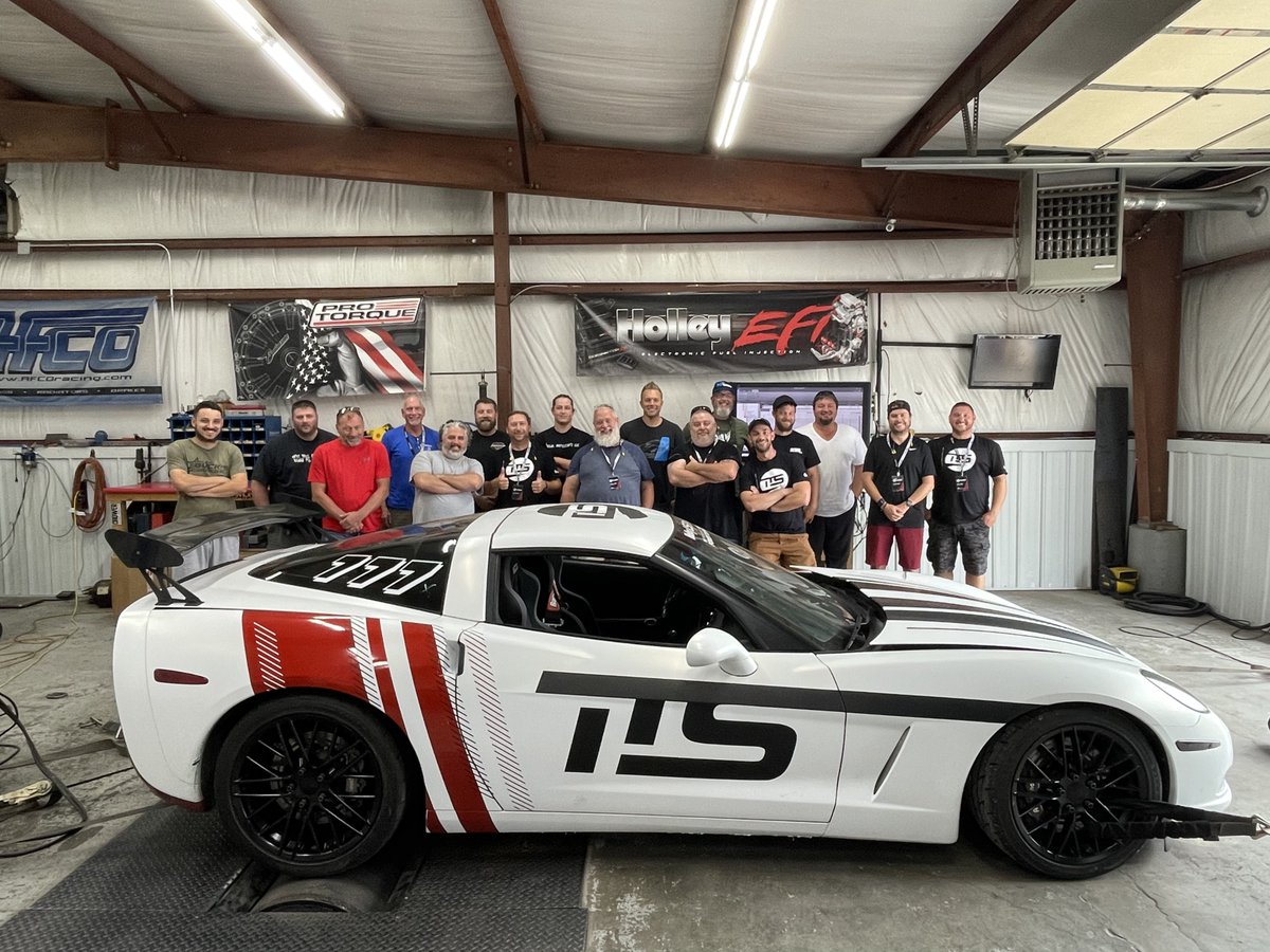 Congrats to our students for our #HPTuners LS Tuning class in Bowling Green, Kentucky! 
If you would like to attend a class, visit here loom.ly/hdZP6ps