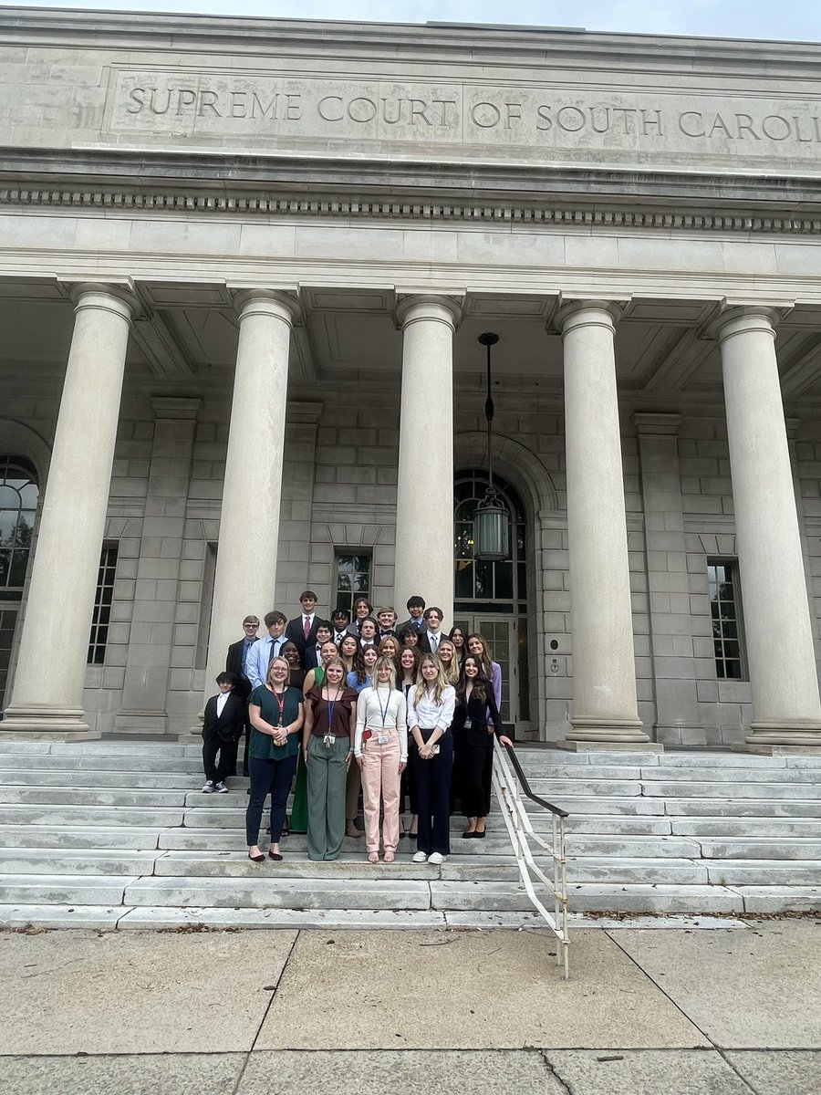 CLGPD's tweet photo. The Level 1s had their first field trip today to the SC Supreme Court.  They saw an interesting case being argued, they asked great questions, and were very professional in their dress and their behavior.   Looking forward to more field work experiences with this group!! https://t.co/tWGEnZVMEH