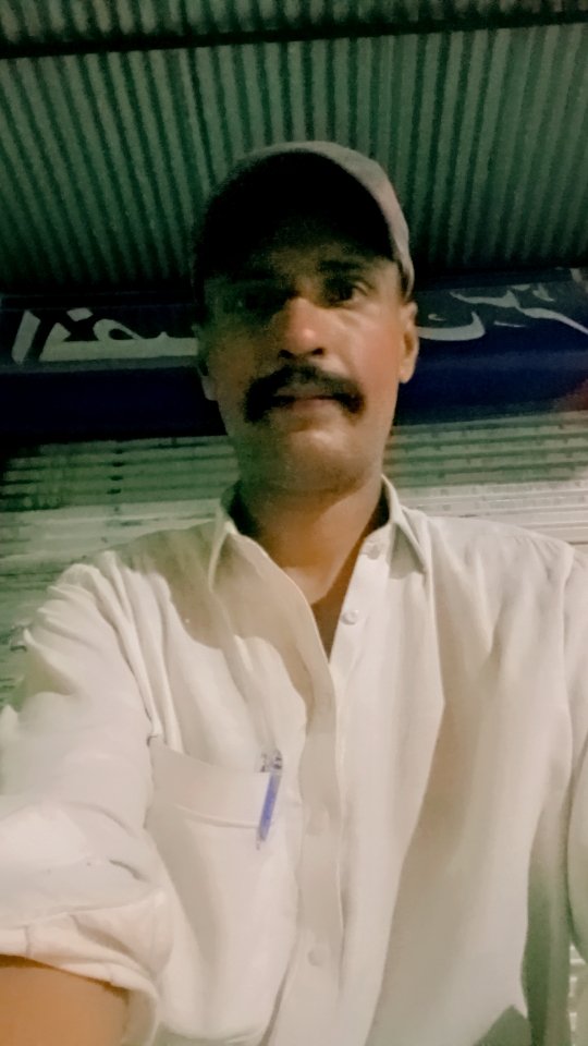 imransm770's tweet photo. اے زندگی جب خدا سے ملیں گے تو تیری شکایت کرینگے۔😭 https://t.co/F8xbfX6IwD