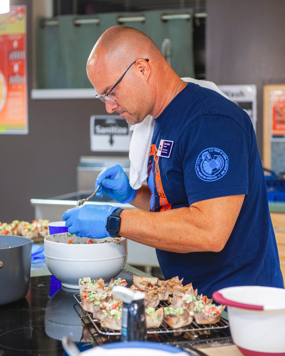 UTSARec's tweet image. Did you know #UTSARec has nutrition programs you can use? Register for a FREE nutrition assessment with our Registered Dietician, Annie! Register now; the next one is on 9/20! tinyurl.com/4d5tc465

Registration for the next Demonstration Kitchen will open in October!
#UTSA