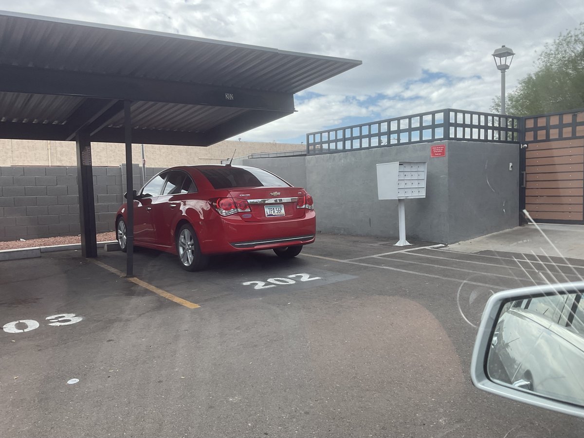 seancwagner's tweet photo. @Uber_Support Still no resolve on this. Here's a picture of the drivers car at his home. https://t.co/CS2gjaT24x