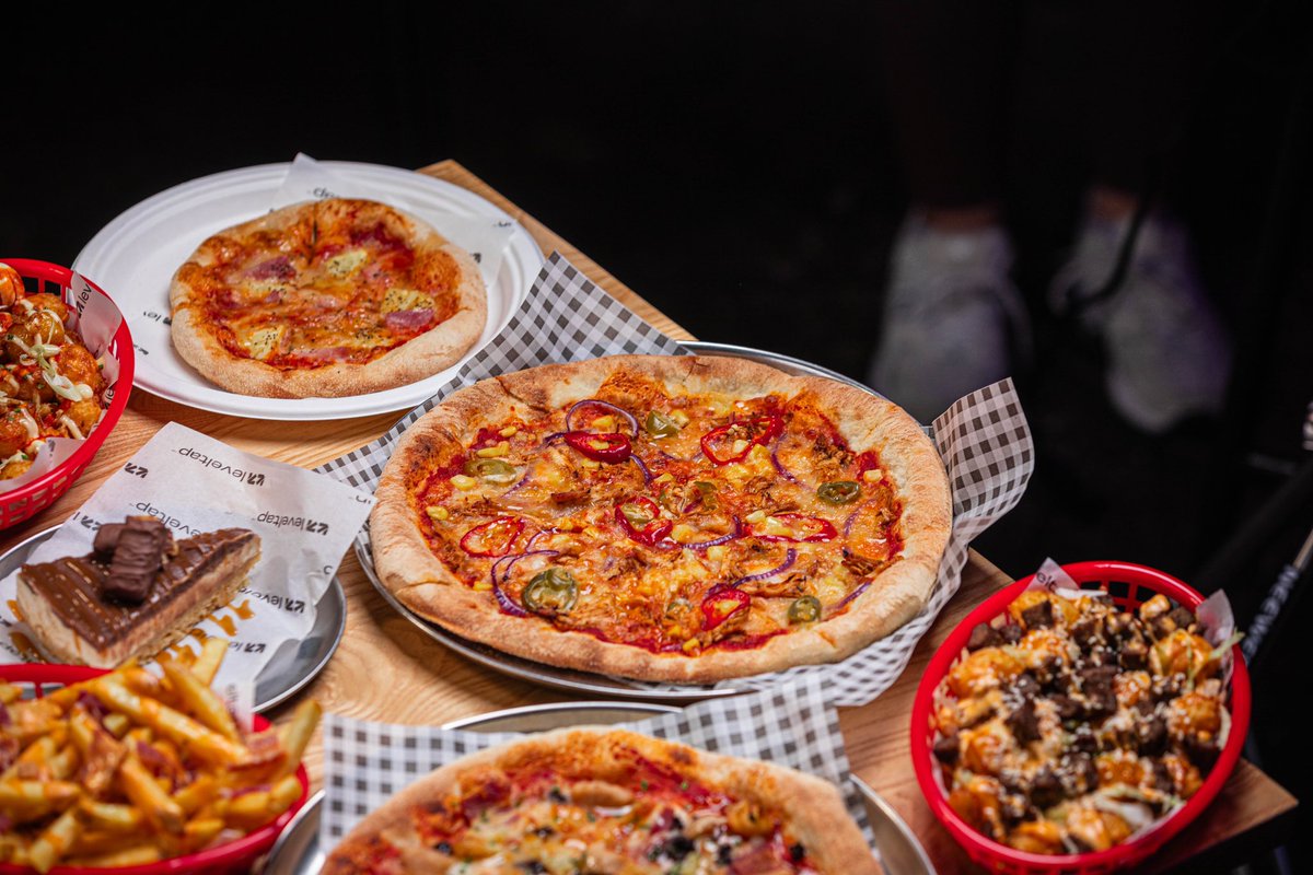 LevelTapLPL's tweet photo. Our new food menu is live ๐
Have a look at some of the new items including loaded fries, pizzas and desserts ๐ฆ๐๐
View full menu on our website on https://t.co/WTCEtX2ev8 ๐ฉต
#esportsbar #gaming #foodporn #liverpool #leveltap https://t.co/Fr8SKiAnJs