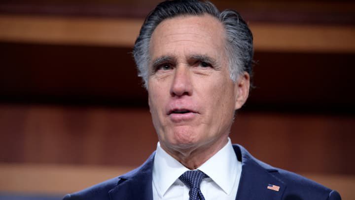 BREAKING:

Mitt Romney just announced that he will not seek reelection when his current term ends in early 2025.

This is a huge loss for the Senate which will lose its last sane Republican senator.