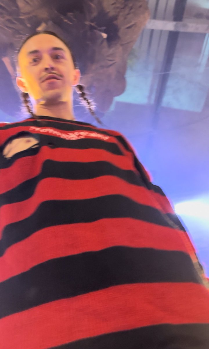 nouroblem's tweet photo. TOMMY'S FACE WHEN I SCREAMED AFTER HE MENTIONED KÄÄRIJÄ HELP MEEEE HE WAS FLABBERGASTED https://t.co/aN1TY5eNar