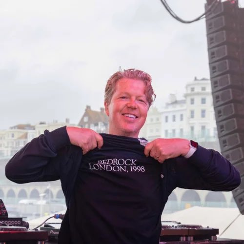 New @beatport chart from @DJJohnDigweed beatport.com/chart/john-dig…