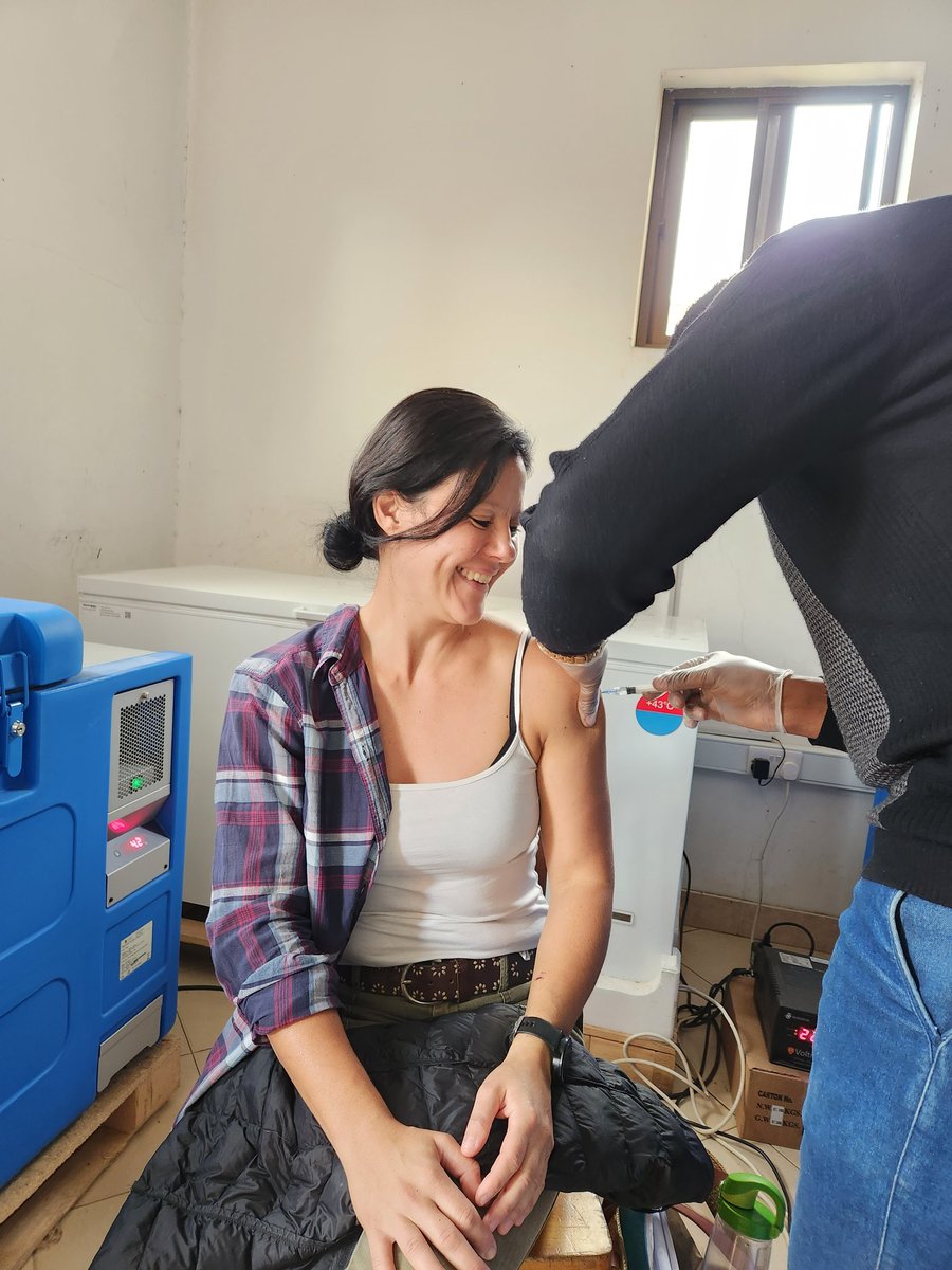 AniaCzupryna's tweet photo. Today, I became a datapoint in our own #rabiesresearch after getting bitten by 2 dogs & getting Post-exposure prophylaxis #rabies jabs. If, as a scientist, I become my own data, does this mean I've peaked??🙈😂 #womeninscience #womeninstem #ibcm #Rabies360Challenge @KenyLushasi https://t.co/SjK8BavCMo