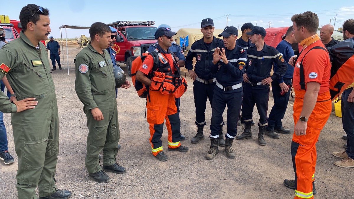 JFHQ continue to support the rescue efforts in Morocco. We have: - Provided linguistic support. - Provided essential liaison function. 🇬🇧🇲🇦 #MoroccoEarthquakeaid @SJFHQ_UK @DefenceOps