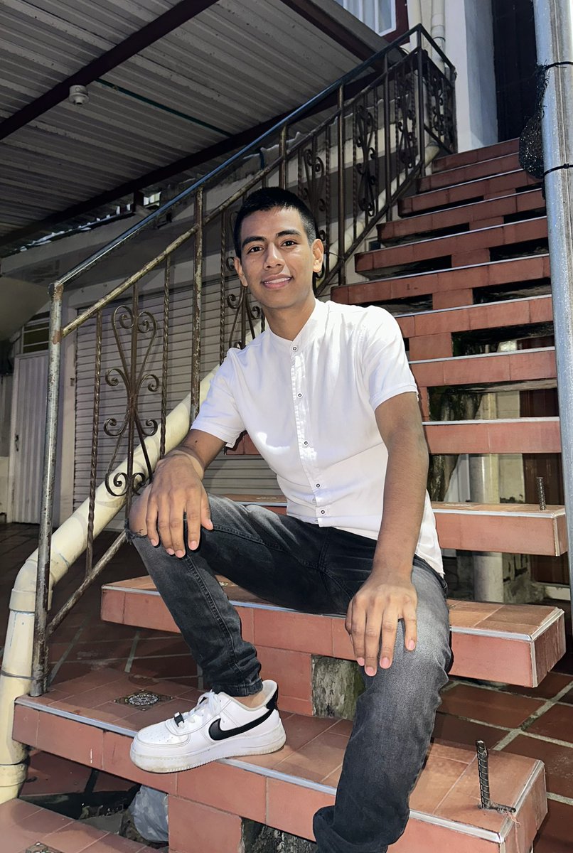 alejo_0506's tweet photo. 🔥🤤 https://t.co/OGmcXWtK2u