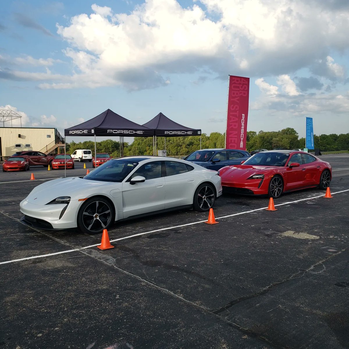 chrisprey's tweet photo. Perfect weather for a day at the track https://t.co/x7FdXsuoGS