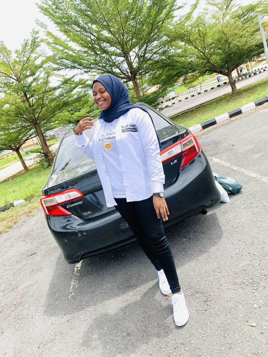 zhee_law's tweet photo. Alhamdulillah!!👩‍🎓 ❤️ https://t.co/qOADLeVvYz