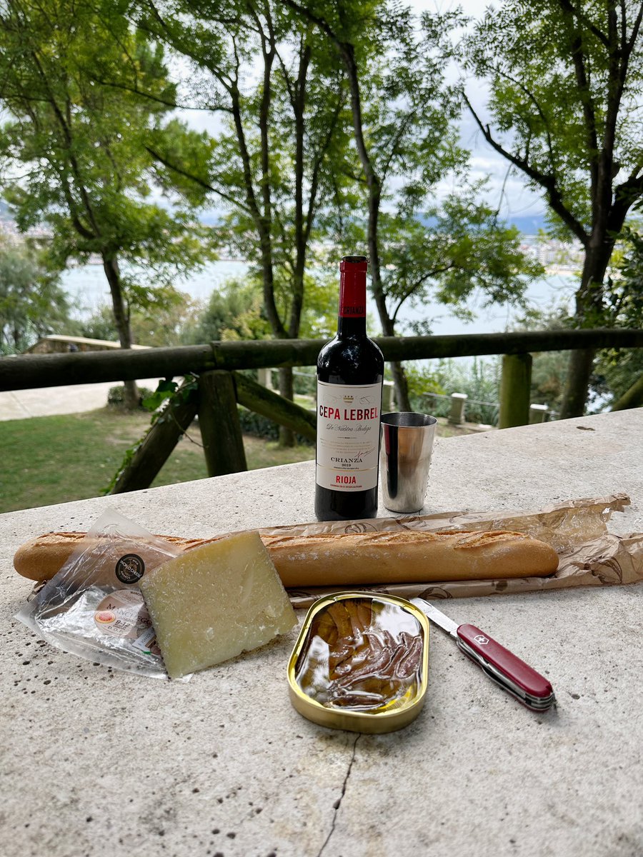 Sam Linsell tweet media