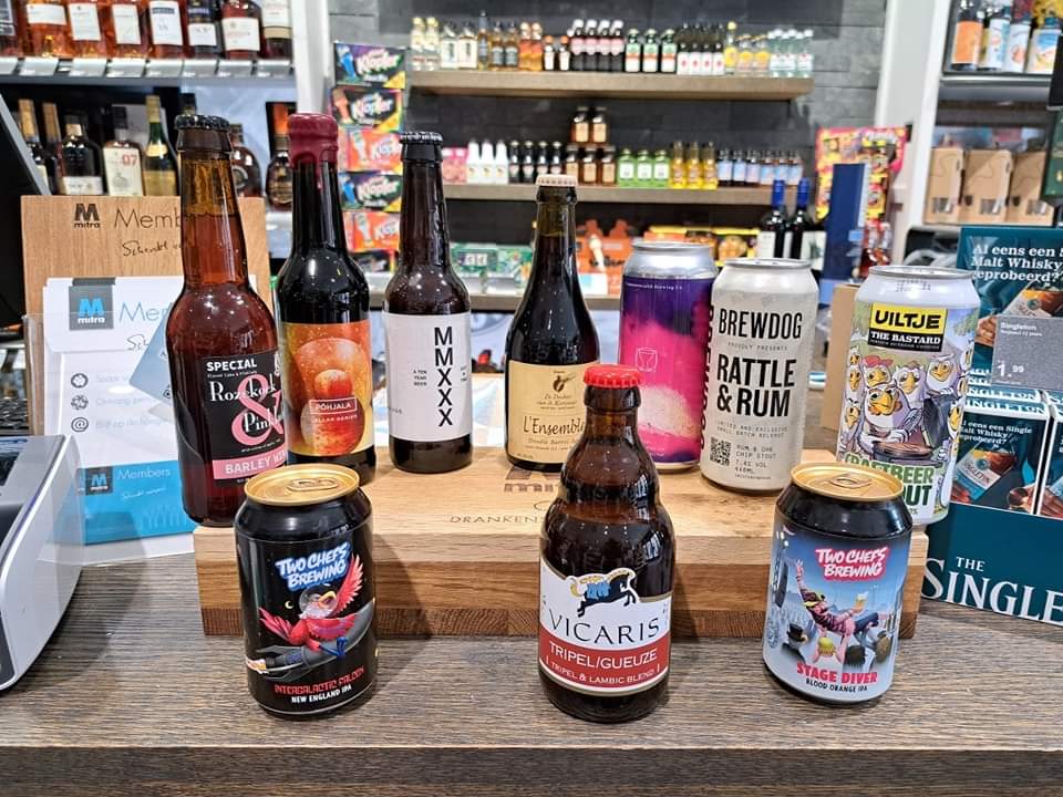 mitra_otte's tweet photo. Nieuw in ons assortiment
Ook vanaf vandaag lekkere herstbock te koop, paste goed bij het weerbeeld vandaag 😉

#mitraslijterij #winkeleninraalte #herfstbock #bockbieren https://t.co/asAswaraVE
