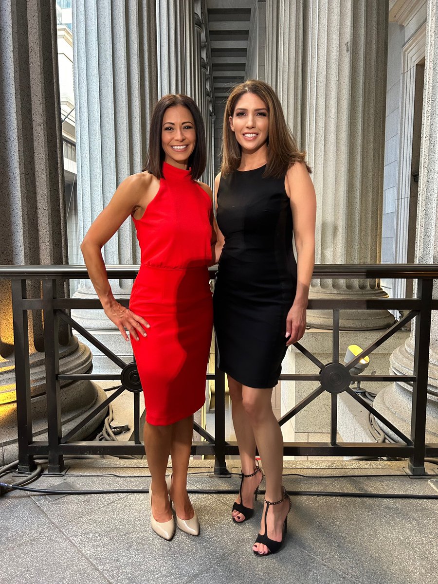 About last night…👗#NYFW @verdavainneofficial with @lyndalopez08 at @cipriani Wall Street