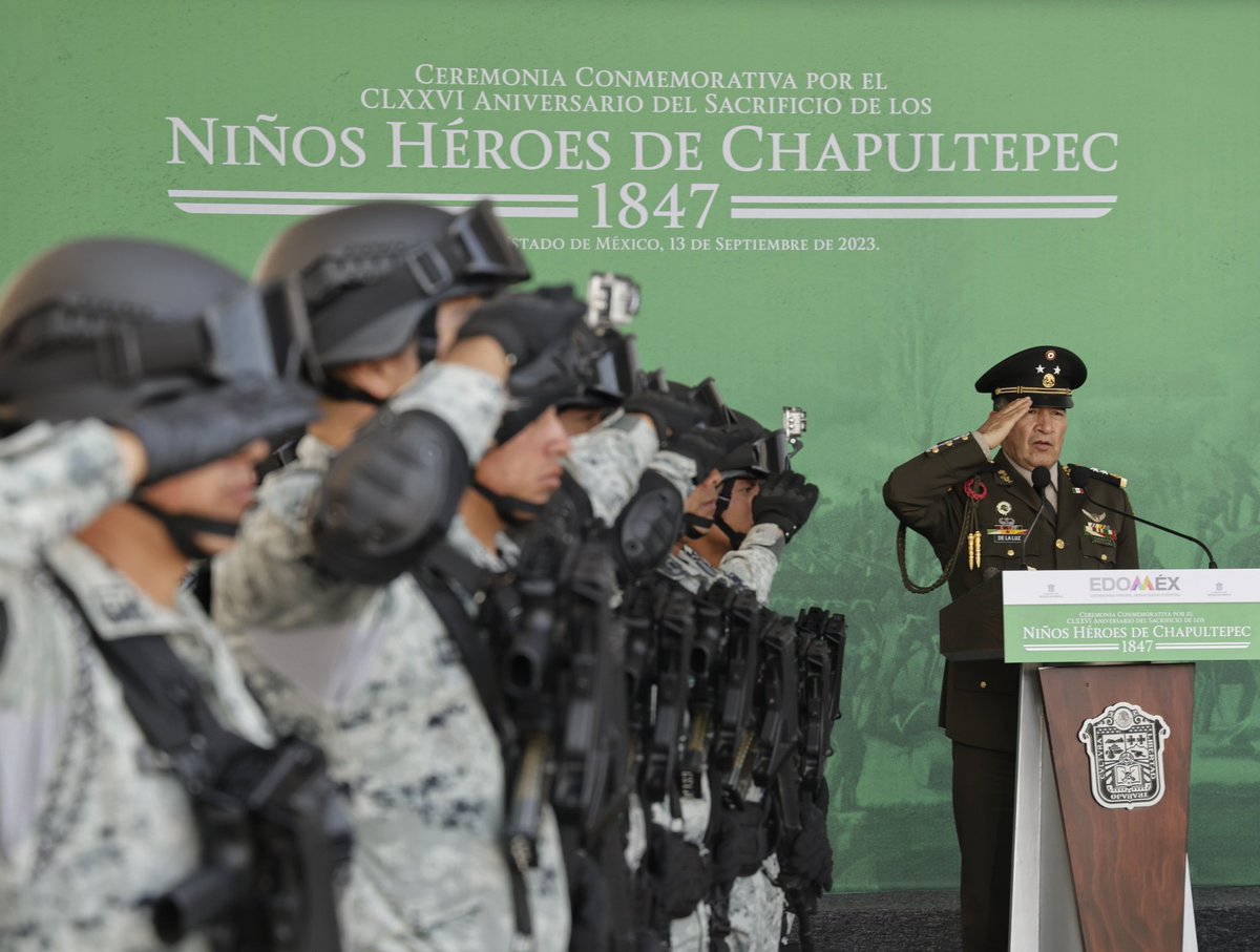 Conmemoramos el 176 aniversario de la Gesta Heroica de los Niños Héroes de Chapultepec, honrando en ceremonia solemne la memoria de quienes, con valentía, defendieron a la patria y nos hacen sentir orgullosos de ser mexicanos. <a href="/alfredodelmazo/">Alfredo Del Mazo</a>
