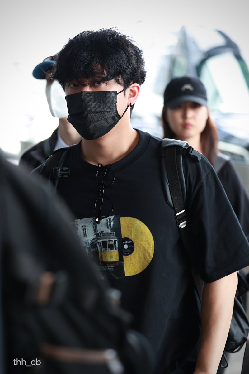 seochangbinpics's tweet photo. 🥹🖤 https://t.co/rOFJry69vn