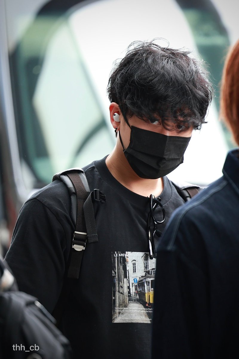 seochangbinpics's tweet photo. 🥹🖤 https://t.co/rOFJry69vn