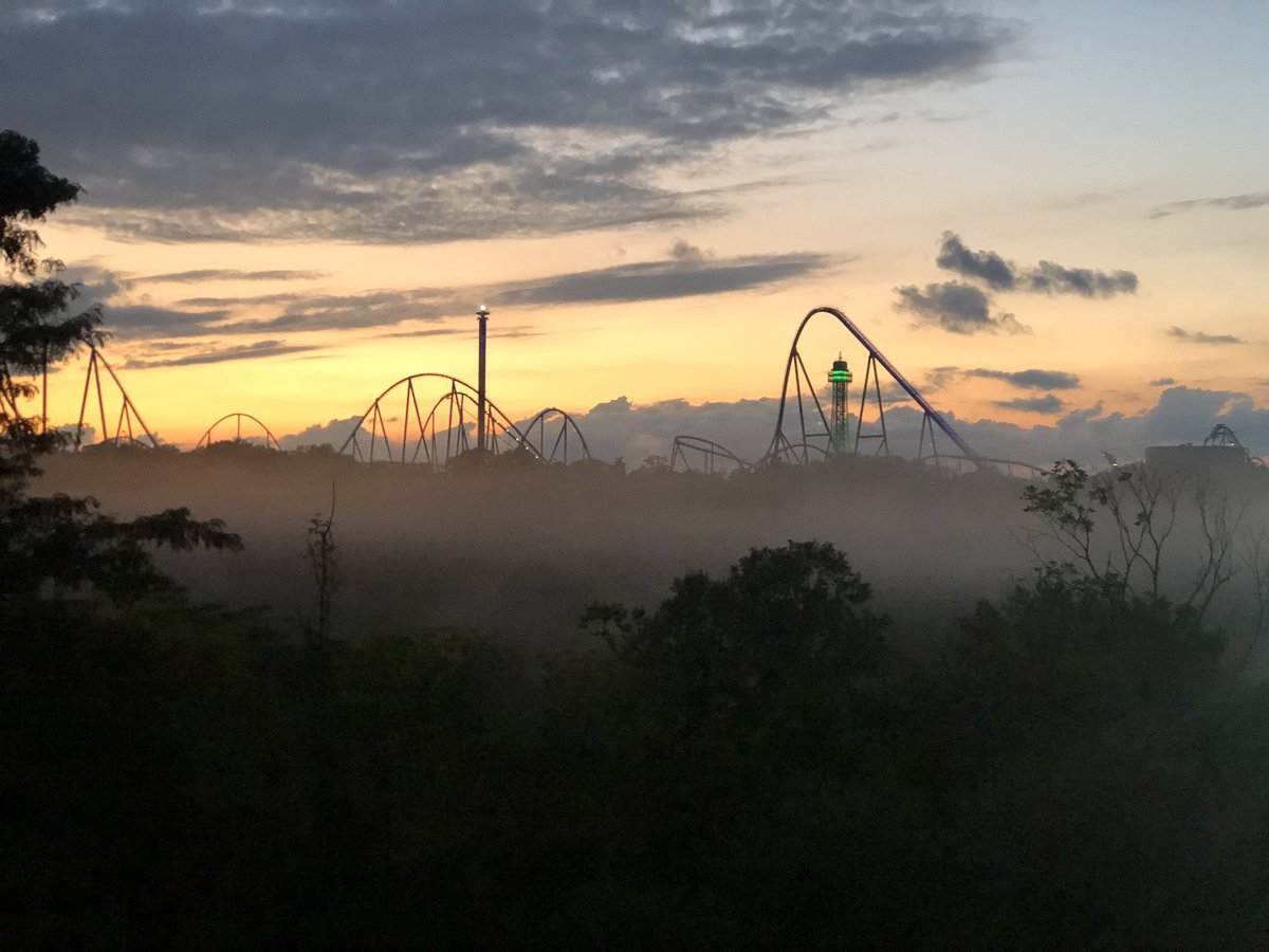 Buckeyebrd2's tweet photo. @KevinWLWT  beautiful evening over the Little Miami River looking at Kings Island last night Kevin: keep this weather all year-round! https://t.co/bEcYE6g00I