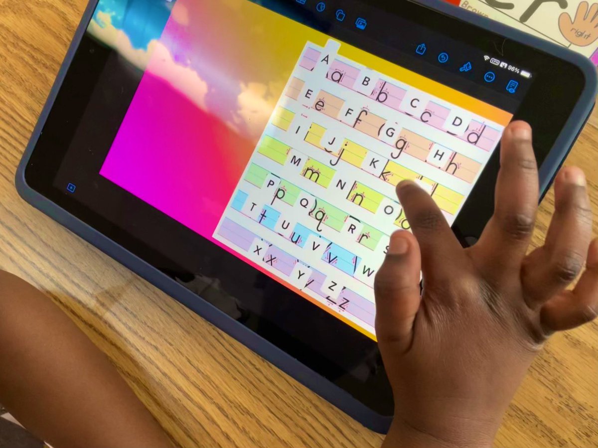Sorting uppercase and lower case letters and learning drag and drop, select, size and resize, and the ever so helpful undo! Keynote is easy in K! <a href="/Lebanon_Schools/">Lebanon Schools</a>