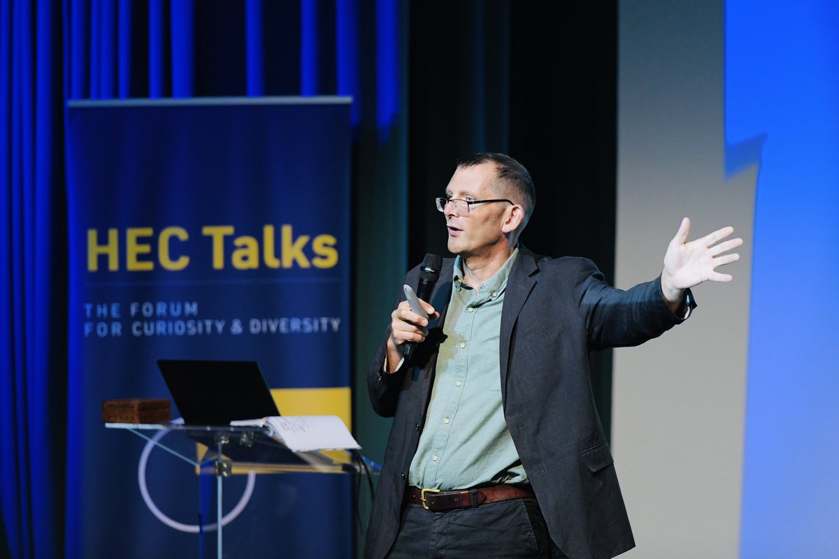 HECParis's tweet photo. Professor Hopkins' message is one of hope, convincing us that change begins at home, in our communities, and with the choices we make every day. He is a true pioneer of environmental #activism.
HEC students welcome @robintransition #HECTalksxHopkins
LIVE https://t.co/JgUhwtfVR8 https://t.co/f1Cz9bQW3E