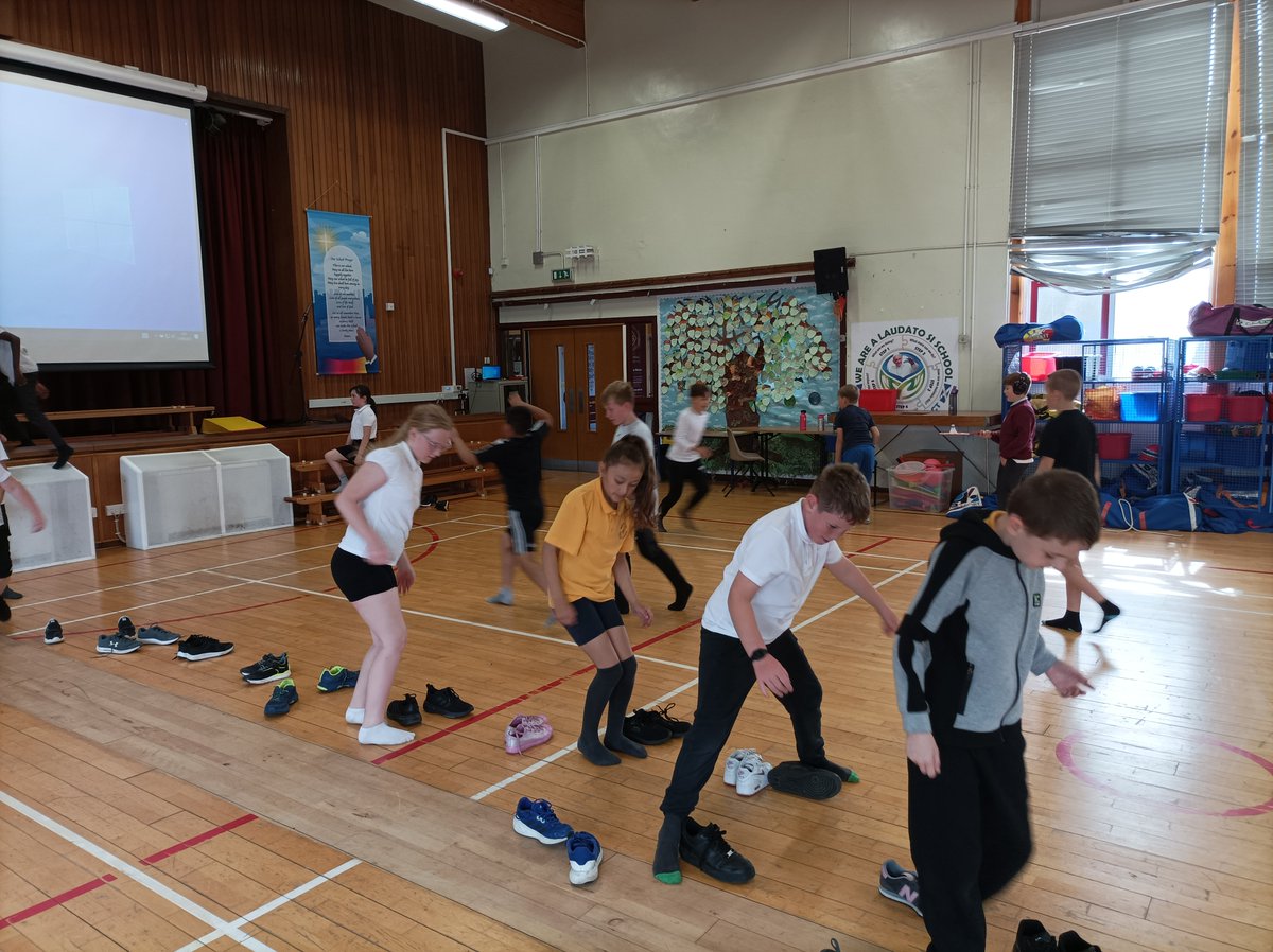 Miss Harivel tweet media