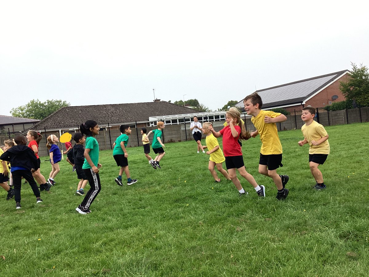annes_school's tweet photo. Year 2 had a great time in PE this week learning about footwork and coordination! They played a game to develop their weaving skills and then played a game of follow the leader whilst using different ways of travelling.

#realPE #physicaleducation #primaryschool #year2 #PElesson https://t.co/2cAB7zd6Dl
